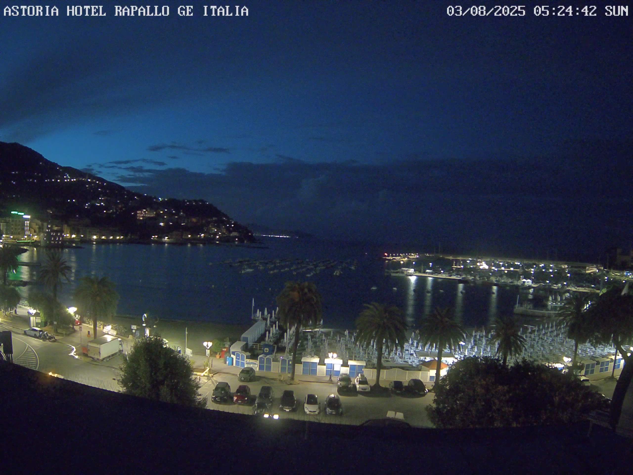 immagine della webcam nei dintorni di Casermette del  monte Penna: webcam Rapallo