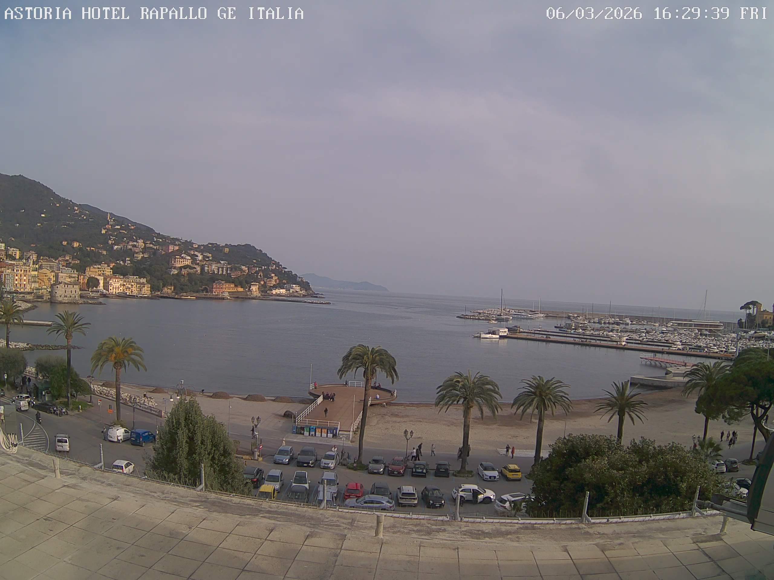 immagine della webcam nei dintorni di Sori: webcam Rapallo